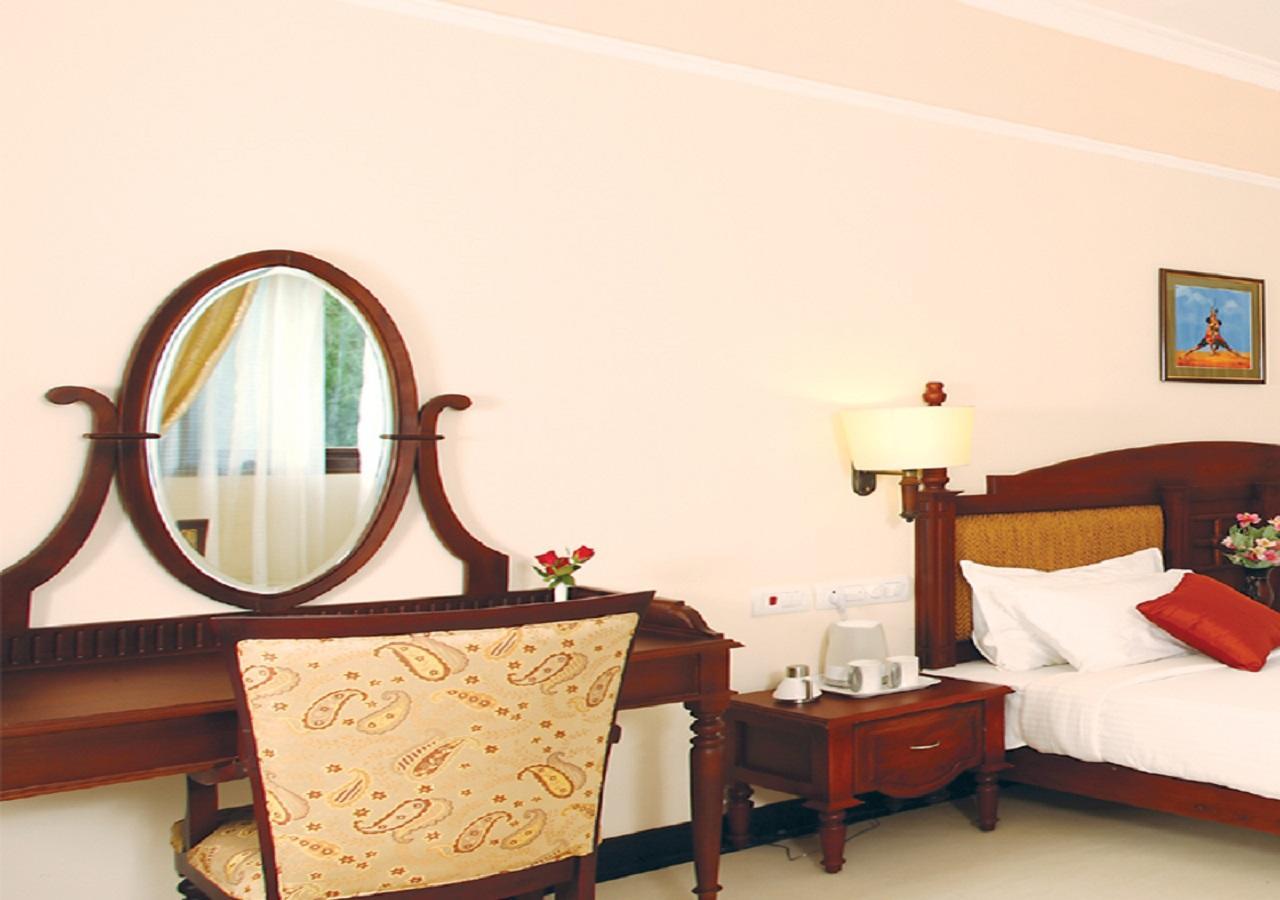 Готель Grand Thekkady Kumily Екстер'єр фото