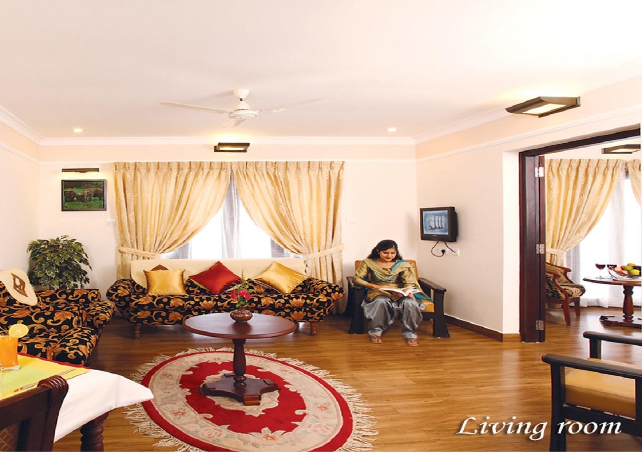 Готель Grand Thekkady Kumily Екстер'єр фото